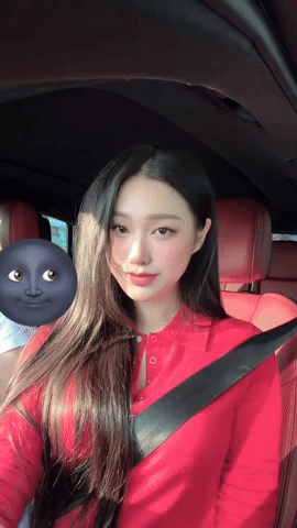 Mẹ Doãn Hải My U50 trẻ trung không tuổi, chẳng hề lép vế khi “đọ sắc” con gái - Top 10 Hoa hậu- Ảnh 2.