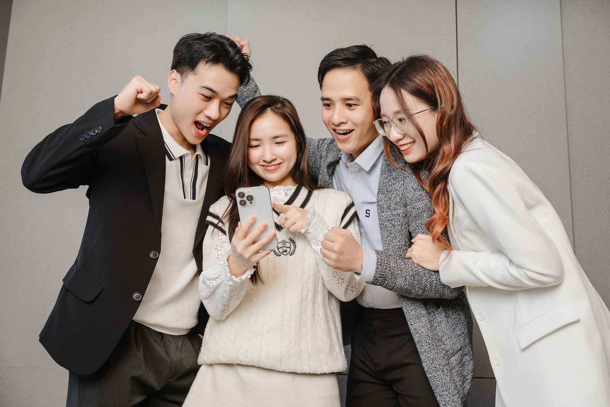 Bật mí bí quyết chốt kèo xem phim với hội bạn chỉ trong 5 phút - Ảnh 3. Bật mí bí quyết chốt kèo xem phim với hội bạn chỉ trong 5 phút - Ảnh 3.