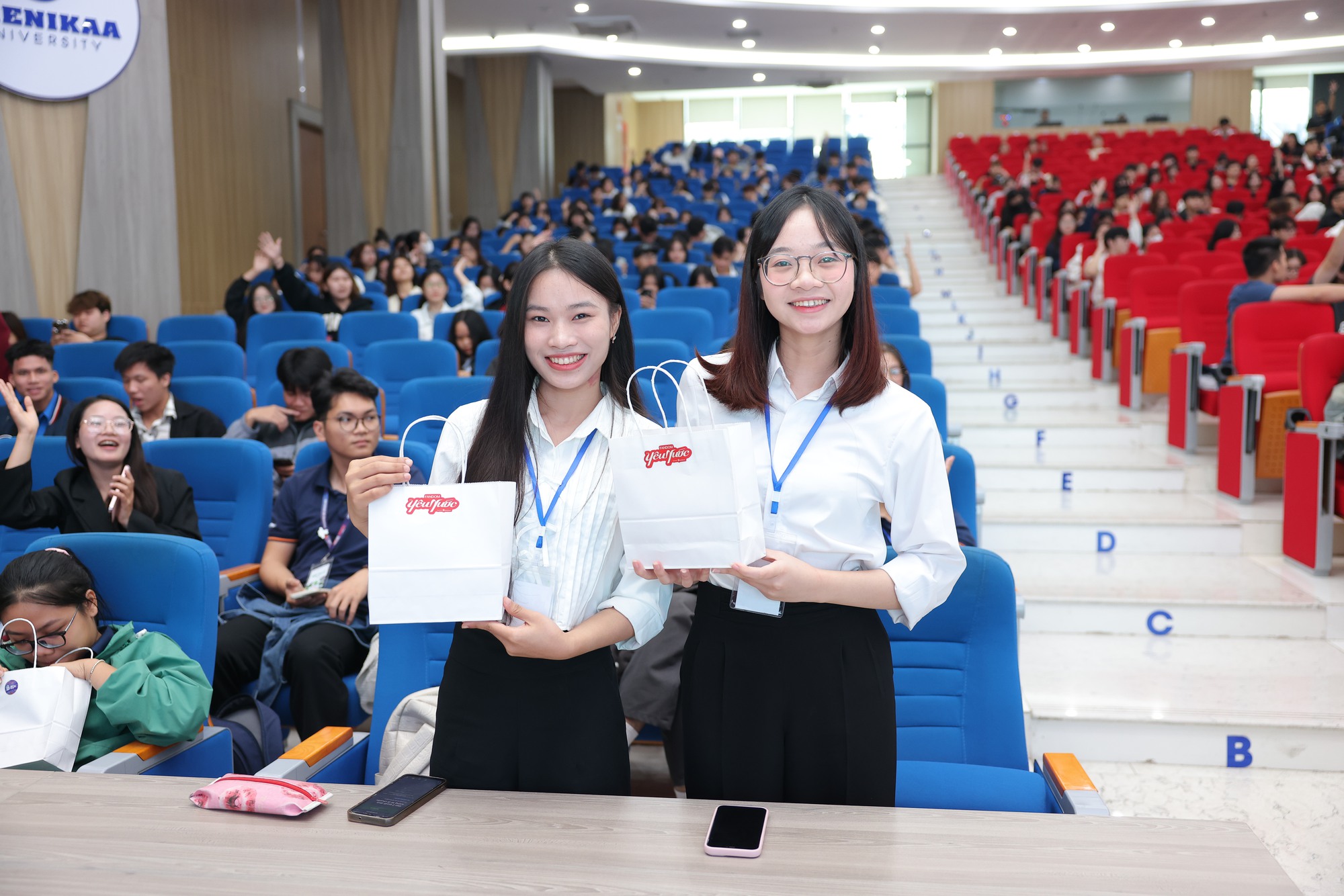 Đại học Phenikaa lập kỷ lục mới tại Green Voices: Hai nữ sinh ngành dược đạt điểm cao nhất từ đầu mùa- Ảnh 8. Đại học Phenikaa lập kỷ lục mới tại Green Voices: Hai nữ sinh ngành dược đạt điểm cao nhất từ đầu mùa- Ảnh 8.