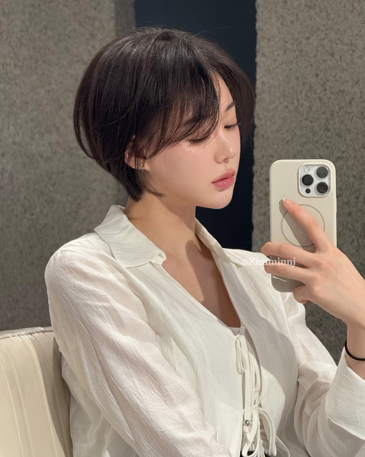 5 kiểu tóc ngắn hack tuổi tốt nhất hiện tại, trẻ ra vài tuổi là thật - Ảnh 4. 5 kiểu tóc ngắn hack tuổi tốt nhất hiện tại, trẻ ra vài tuổi là thật - Ảnh 4.