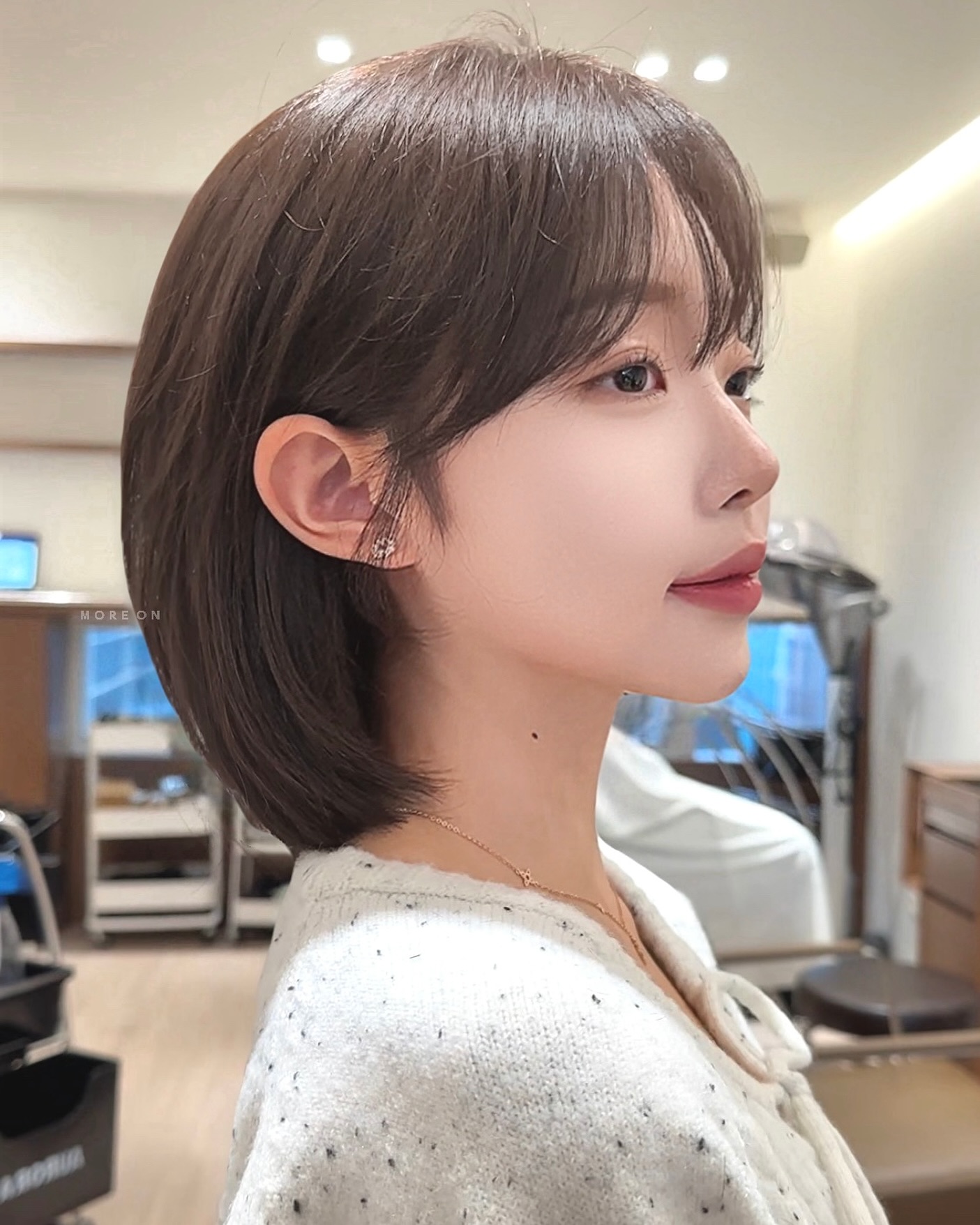 5 kiểu tóc ngắn hack tuổi tốt nhất hiện tại, trẻ ra vài tuổi là thật - Ảnh 7. 5 kiểu tóc ngắn hack tuổi tốt nhất hiện tại, trẻ ra vài tuổi là thật - Ảnh 7.