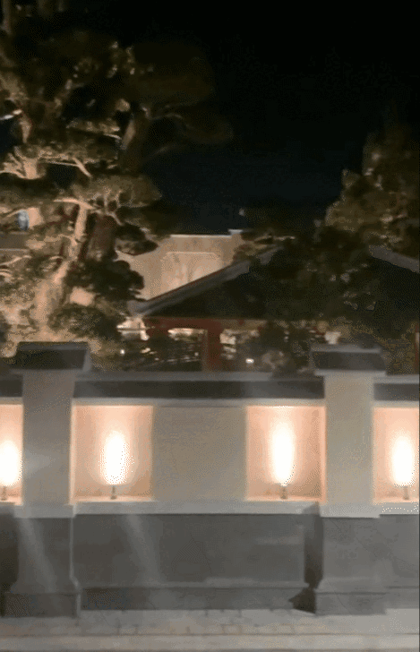 Cận cảnh siêu biệt phủ của trưởng thôn trẻ giàu nhất Việt Nam- Ảnh 2. Cận cảnh siêu biệt phủ của trưởng thôn trẻ giàu nhất Việt Nam- Ảnh 2.