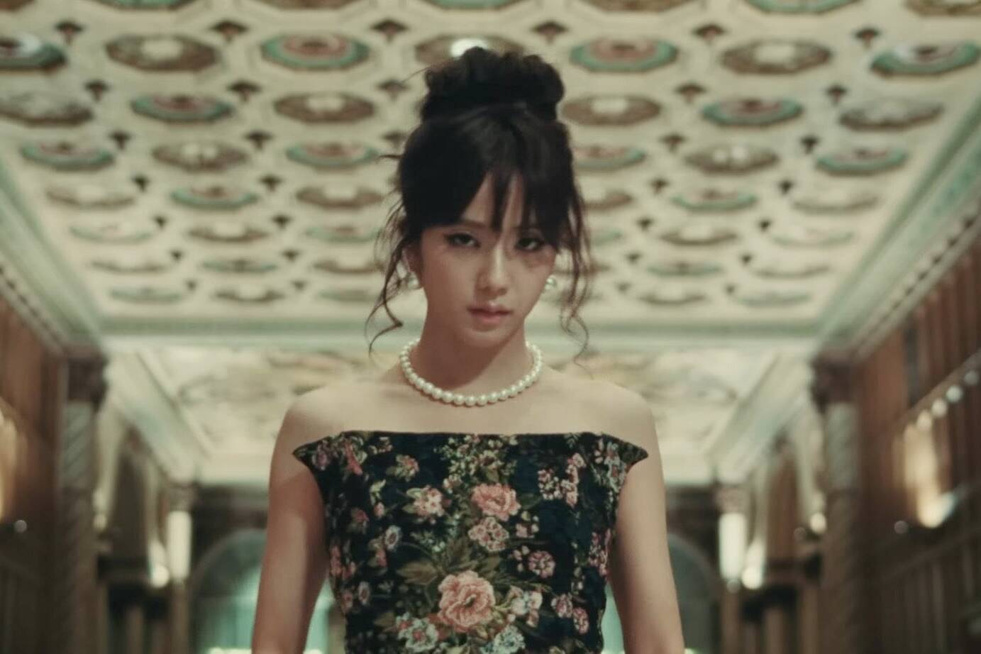 Không phân biệt được đâu là Quỳnh Anh Shyn, đâu là Jisoo!- Ảnh 3.