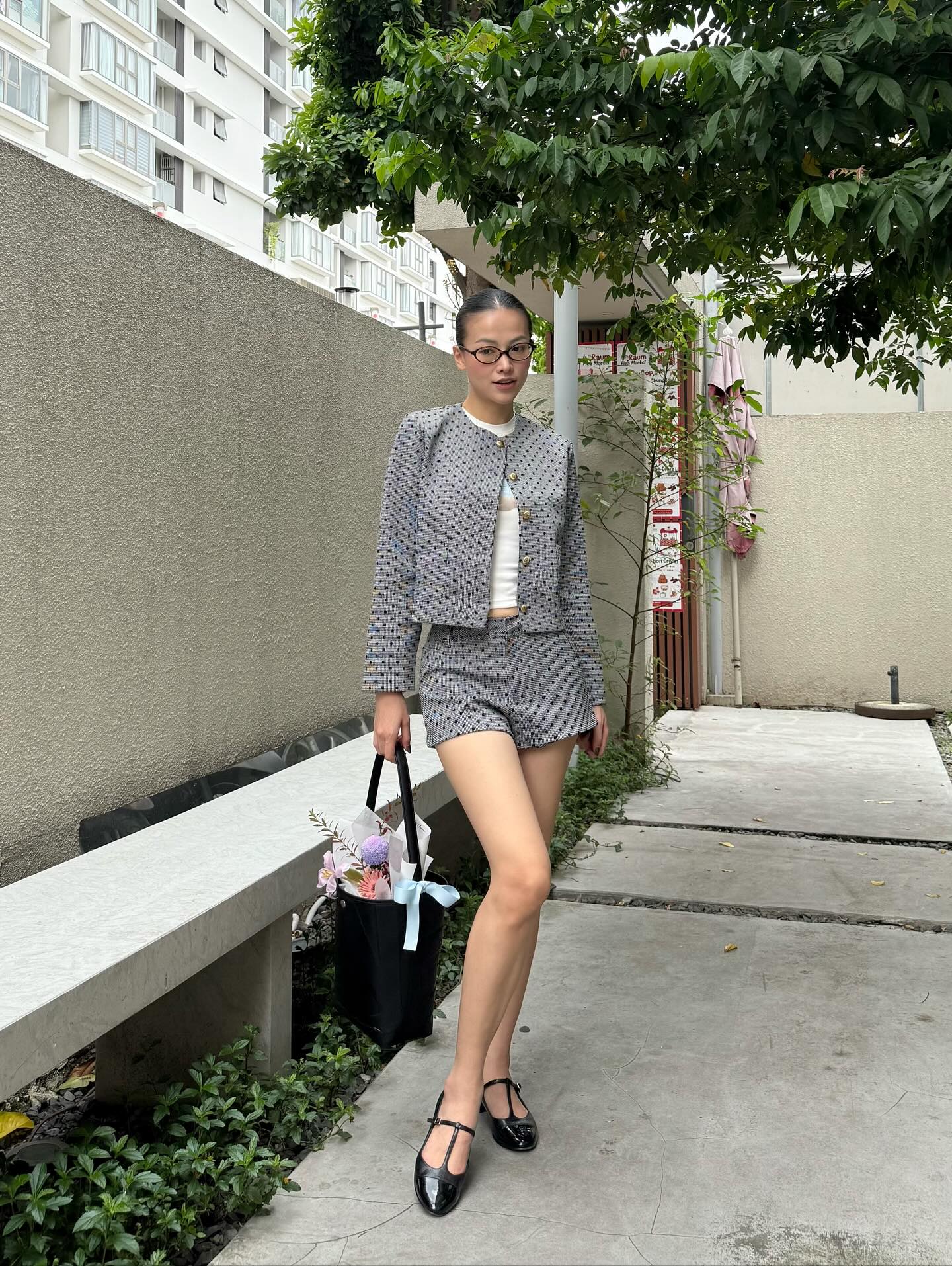 10 set đồ mùa đông quá đẹp của mỹ nhân Việt, không tham khảo là tiếc - Ảnh 3.