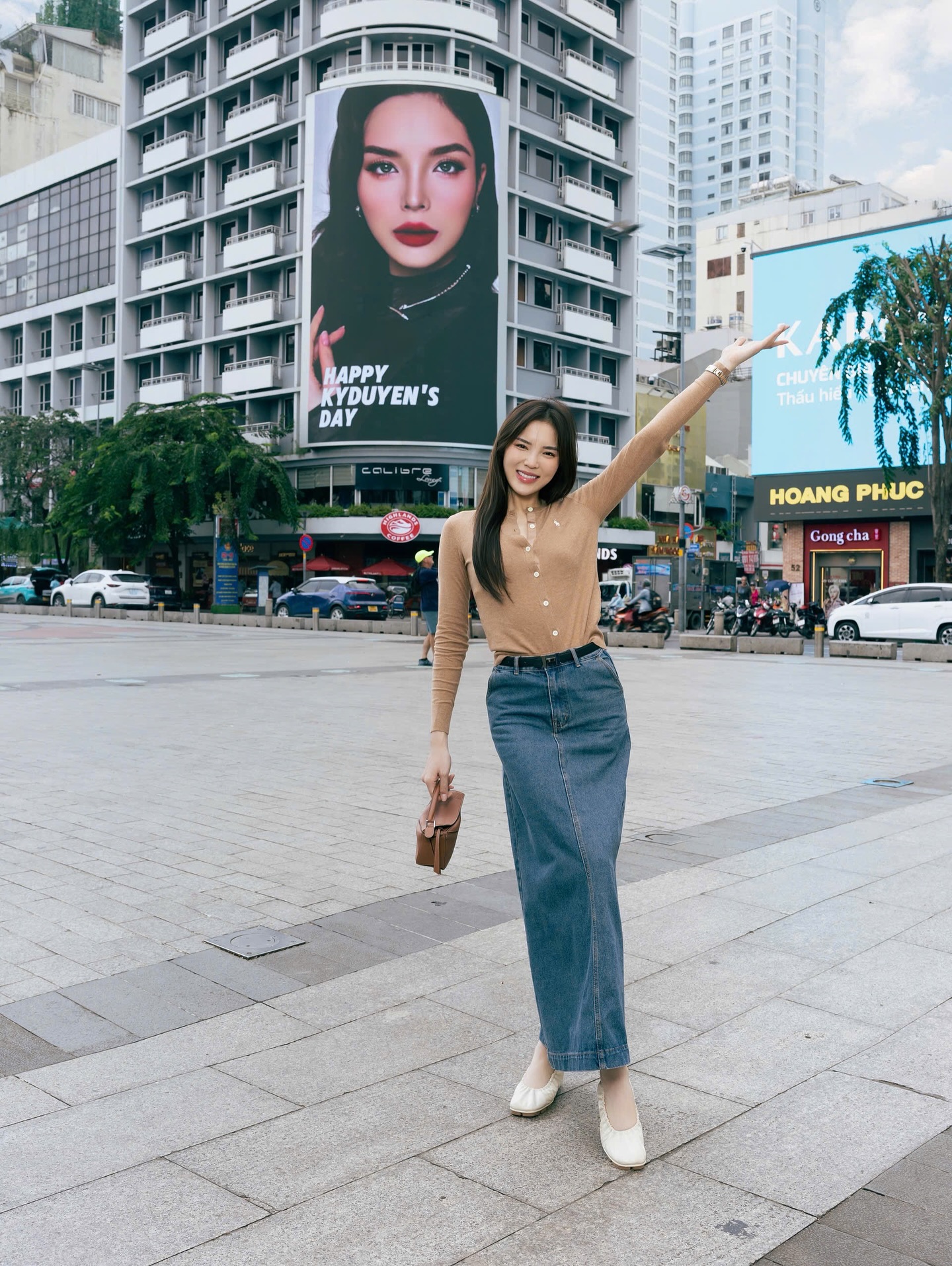 10 set đồ mùa đông quá đẹp của mỹ nhân Việt, không tham khảo là tiếc - Ảnh 2.