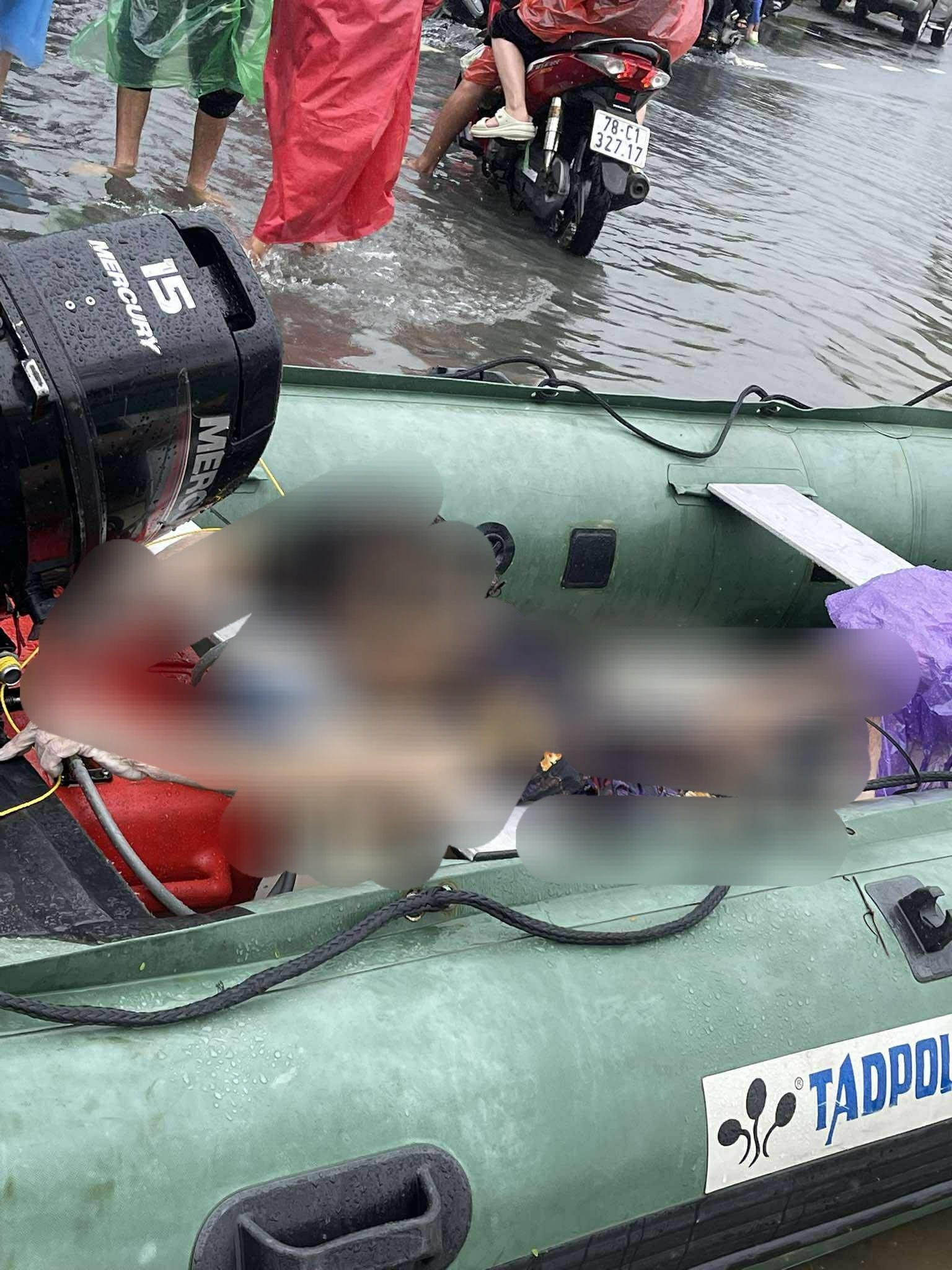 Đắk Lắk chịu thiệt hại nặng nề do mưa lũ , 11 người chết và 4 người mất tích - Ảnh 1.