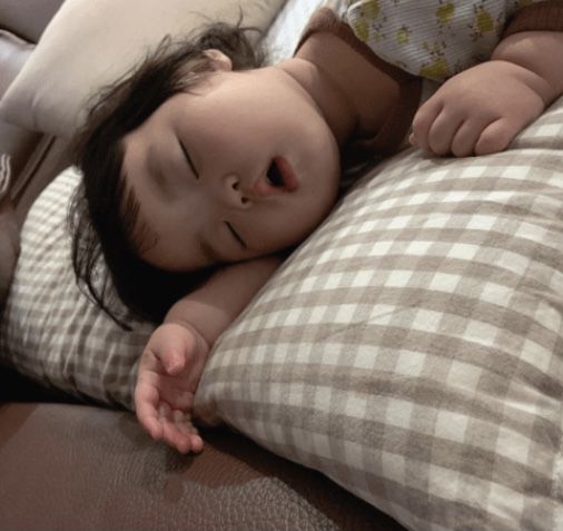 Đằng sau tướng ngủ 