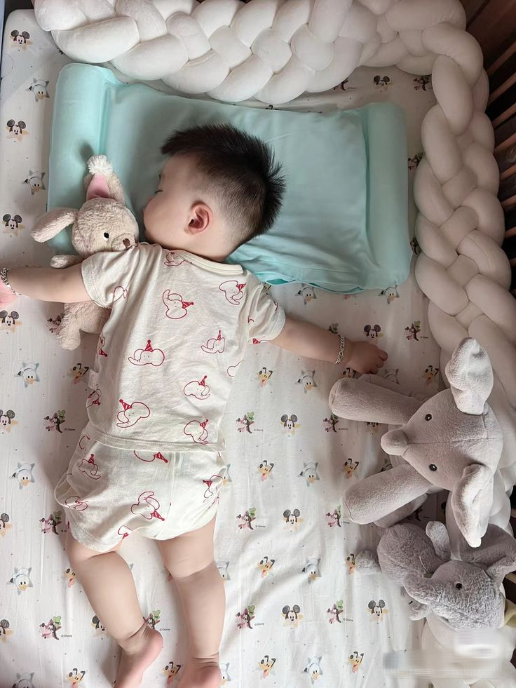 Đằng sau tướng ngủ 