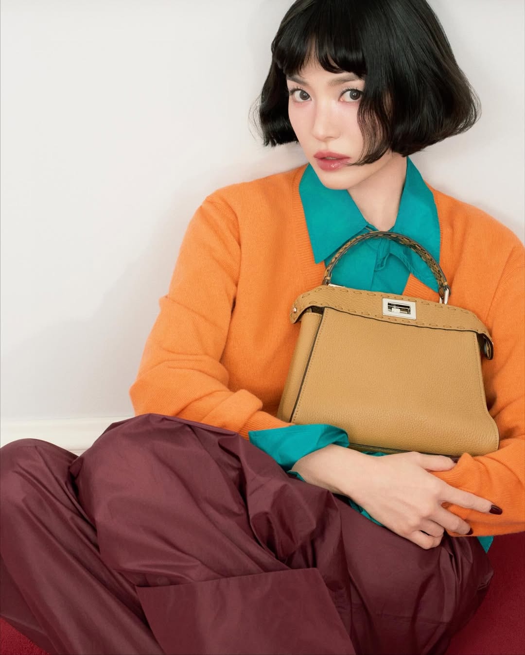 Song Hye Kyo lướt qua ống kính cũng gây thương nhớ vì dáng săn mảnh, da mọng collagen: Bí quyết gói gọn trong 3 thực phẩm, 1 loại nước rẻ bèo của người Việt- Ảnh 8.