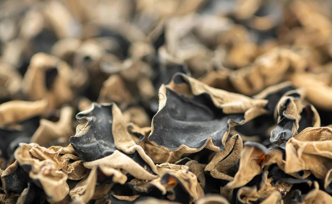 Đừng ngâm mộc nhĩ kiểu cũ nữa: Hóa ra bao năm chị em toàn… ăn kèm 