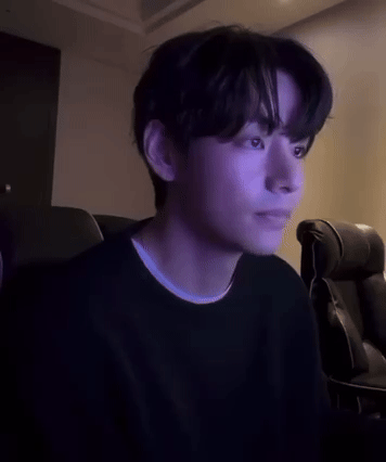 Trời đất ơi V (BTS) học tiếng Việt nói 