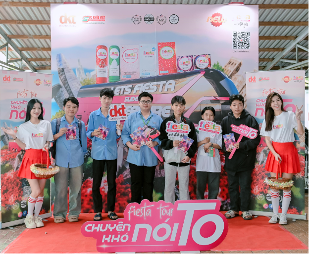 Lan tỏa Chuyện khó nói to đến hàng ngàn sinh viên Cần Thơ tại Fiesta Tour - Ảnh 3.
