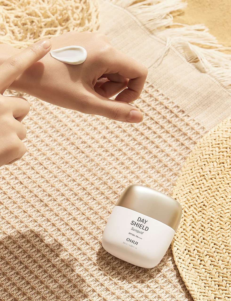 Bước qua tuổi 30, đừng tiếc tiền đầu tư vào 5 món dưỡng da này để tránh cảnh