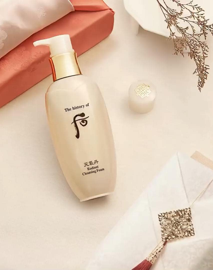 Bước qua tuổi 30, đừng tiếc tiền đầu tư vào 5 món dưỡng da này để tránh cảnh