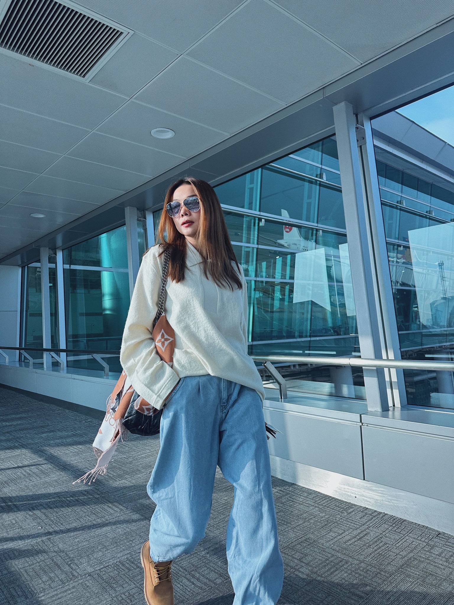 Phụ nữ trên 40 tuổi muốn mặc quần jeans đẹp thì hãy học Phạm Thanh Hằng, đảm bảo sành điệu suốt 4 mùa - Ảnh 6.