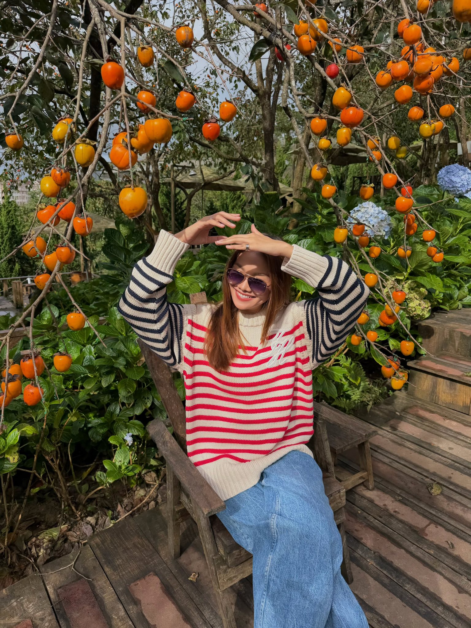 Phụ nữ trên 40 tuổi muốn mặc quần jeans đẹp thì hãy học Phạm Thanh Hằng, đảm bảo sành điệu suốt 4 mùa - Ảnh 1.