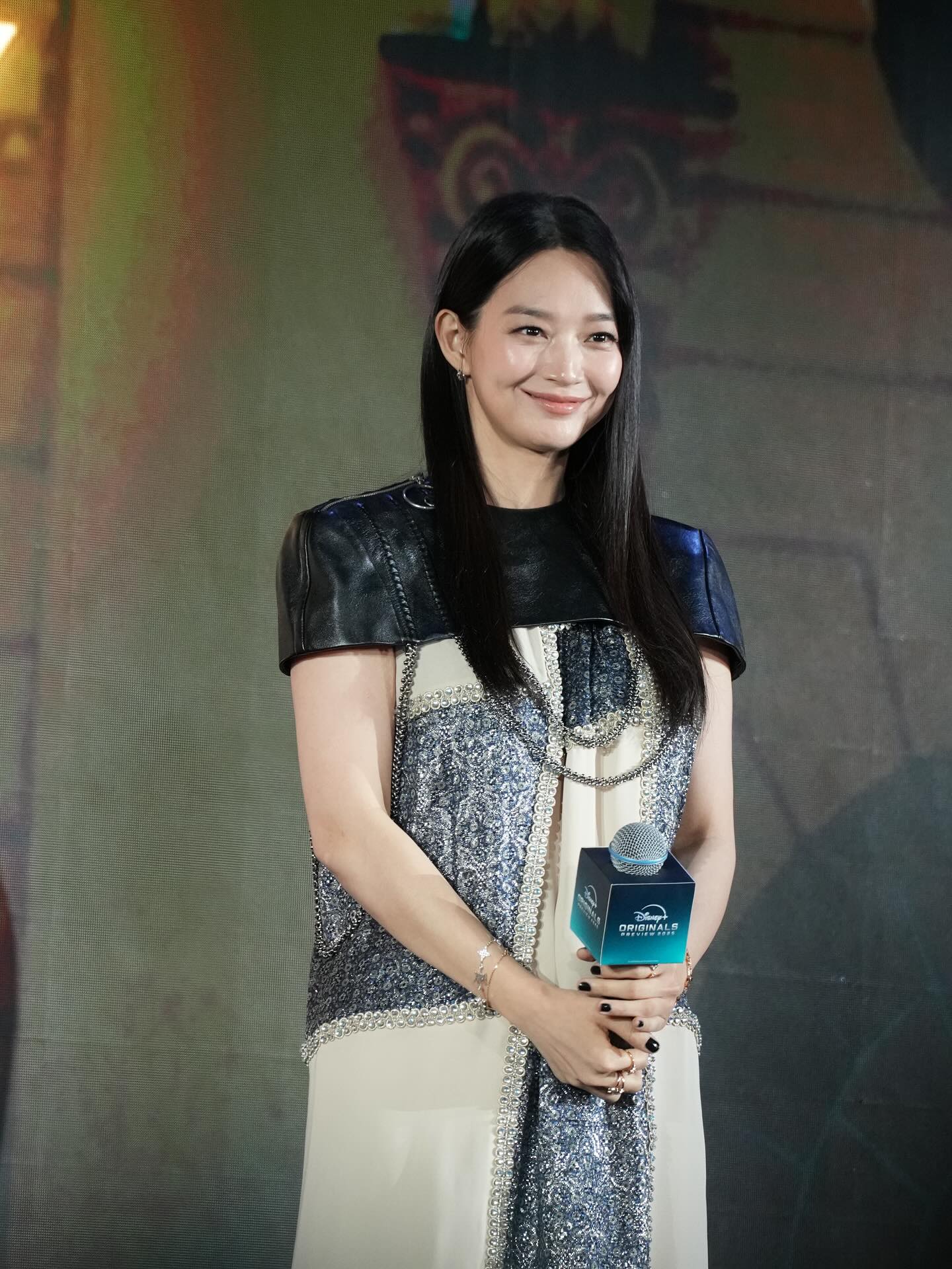 Chiếc váy Louis Vuitton 