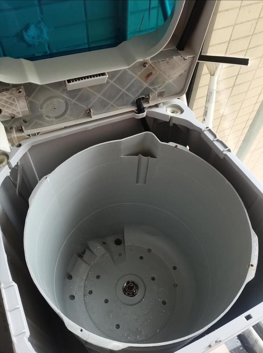 Tiết kiệm kiểu này chỉ thêm tốn kém: Những thói quen “giữ của” của bố mẹ khiến tôi vừa bực mình vừa bất lực - Ảnh 4.