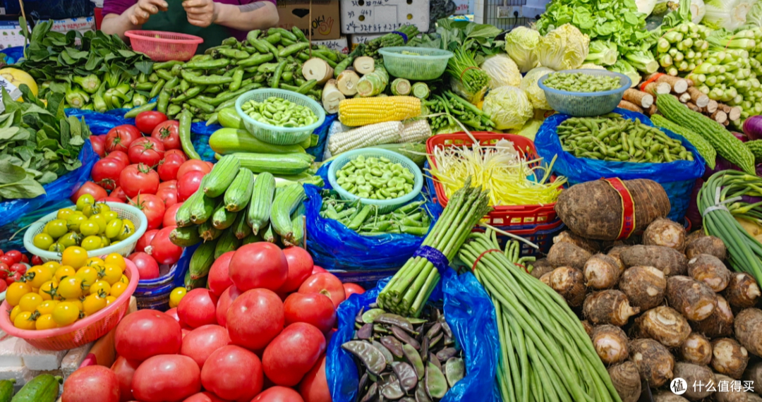 Mẹ Hà Nội chia sẻ: Giá rau tăng 40% làm tôi tá hoả nhưng lại học được 5 mẹo đi chợ tiết kiệm hơn  - Ảnh 3.