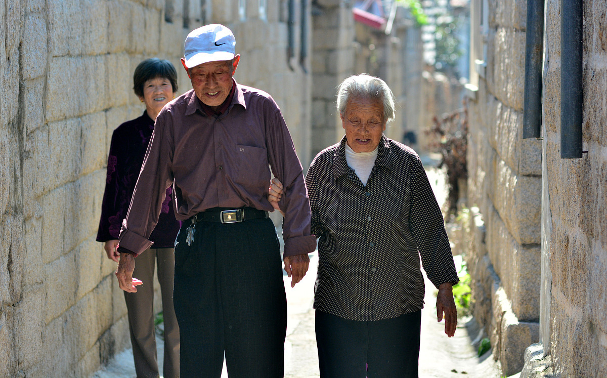 Tiết kiệm kiểu này chỉ thêm tốn kém: Những thói quen “giữ của” của bố mẹ khiến tôi vừa bực mình vừa bất lực - Ảnh 6.