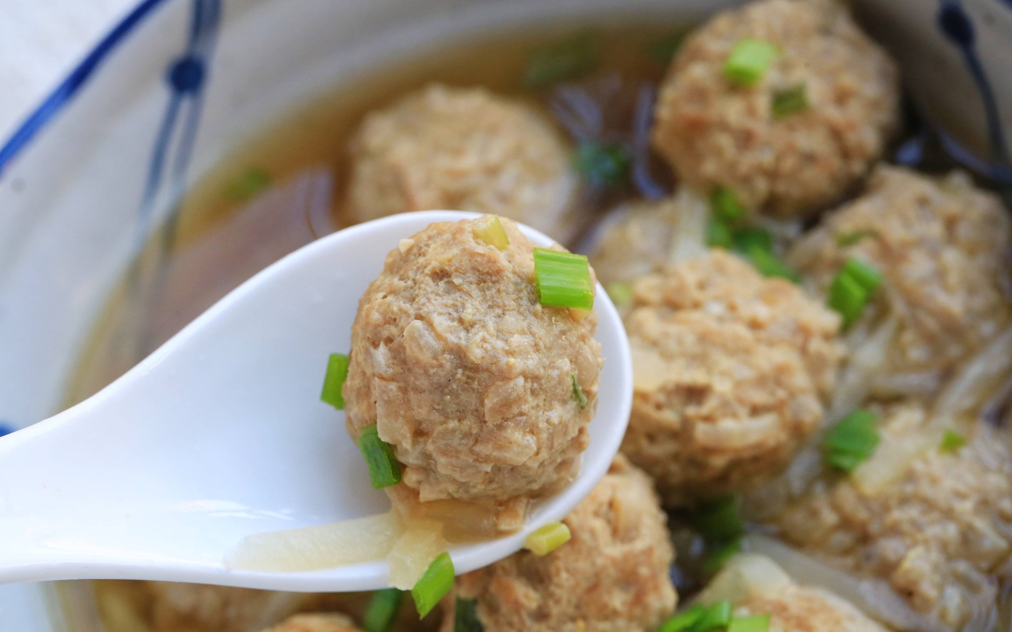 Củ cải trắng rẻ tiền hóa 