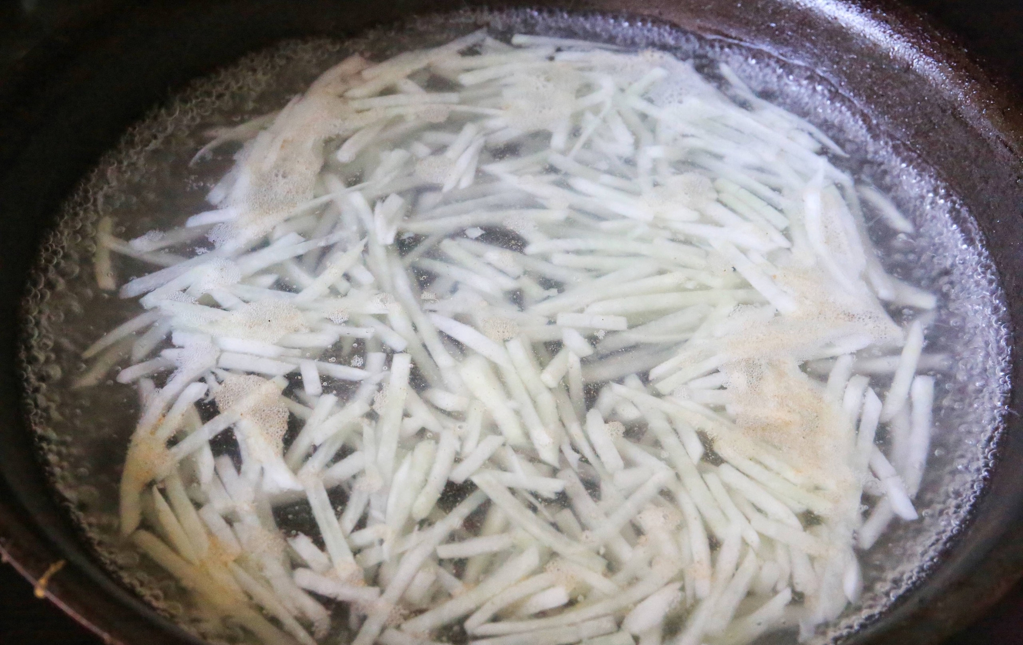 Củ cải trắng rẻ tiền hóa Củ cải trắng rẻ tiền hóa