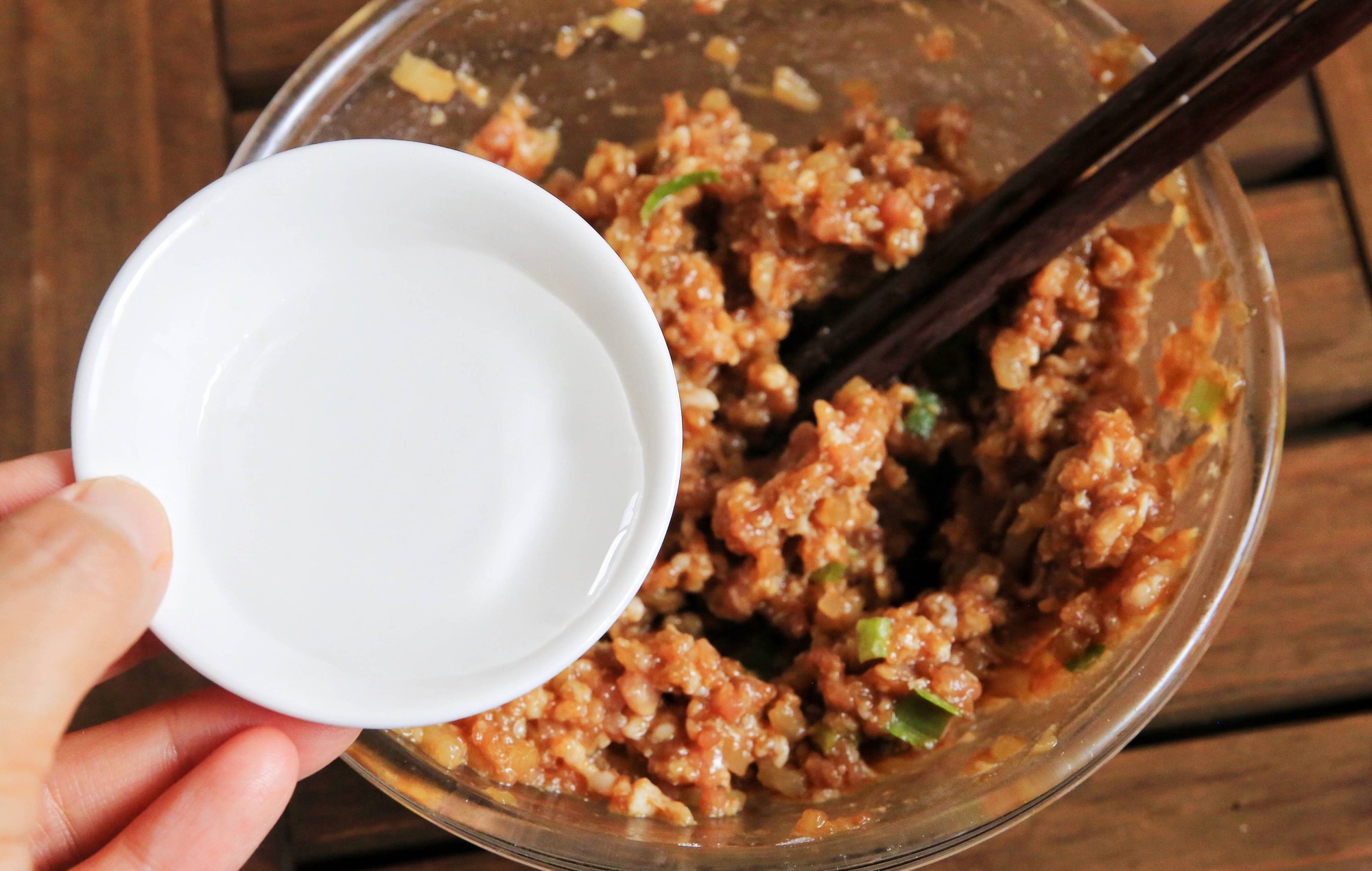 Củ cải trắng rẻ tiền hóa Củ cải trắng rẻ tiền hóa