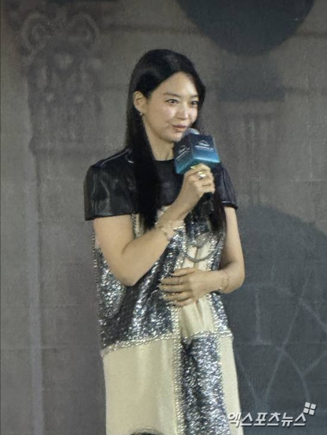 Chiếc váy Louis Vuitton 