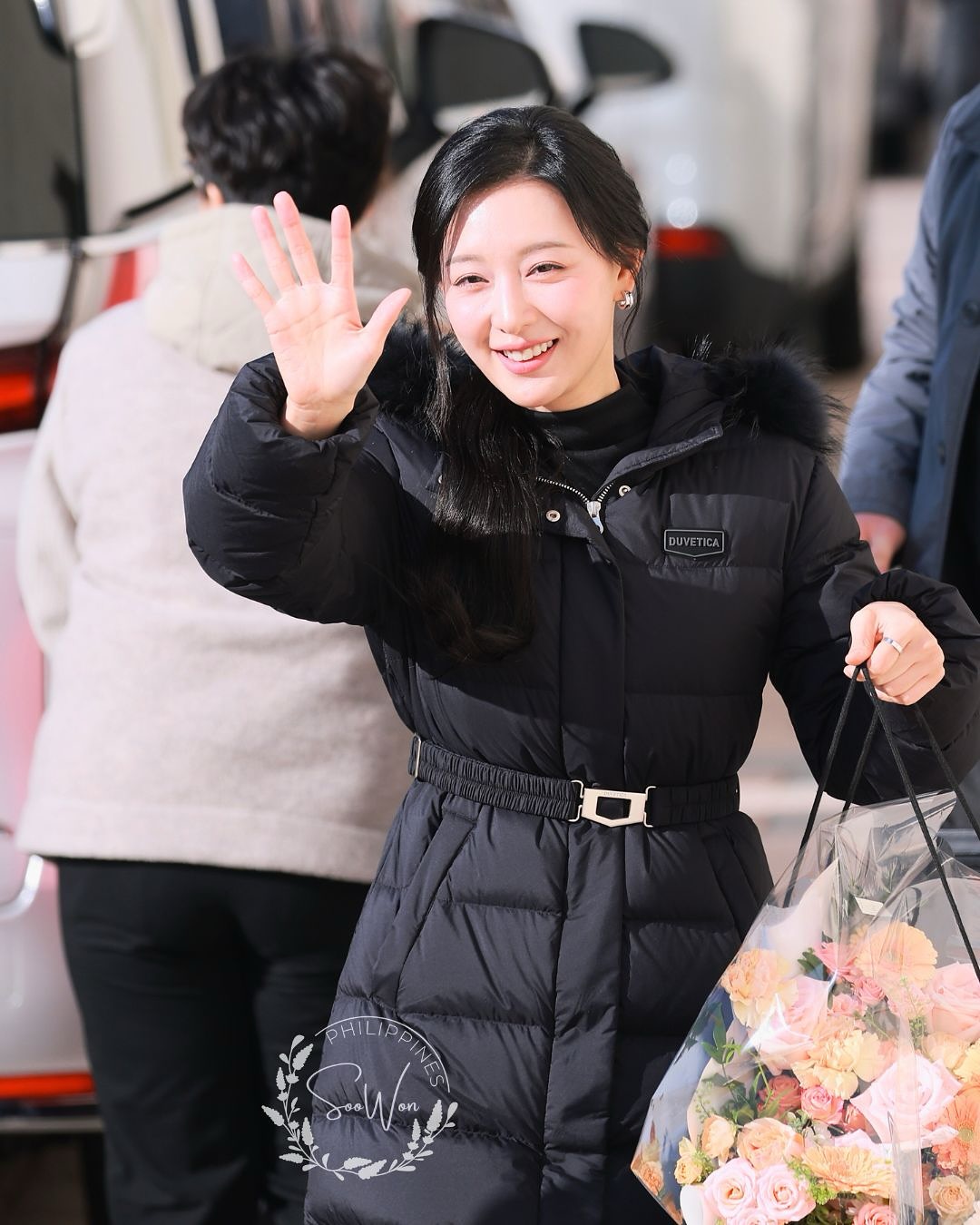 Cũng tới ngày Kim Ji Won bị soi quá đà: Mặt vậy mà vẫn chê?- Ảnh 9.