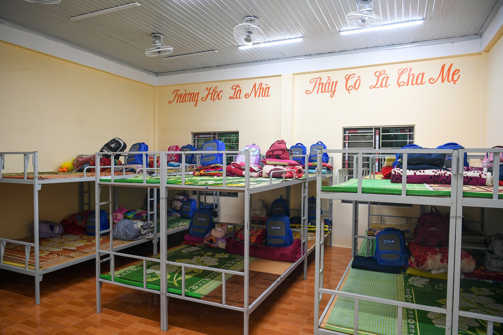 UNIQLO cùng Tổ chức Plan International khánh thành nhà bán trú mới cho học sinh dân tộc thiểu số tại Tuyên Quang- Ảnh 4.