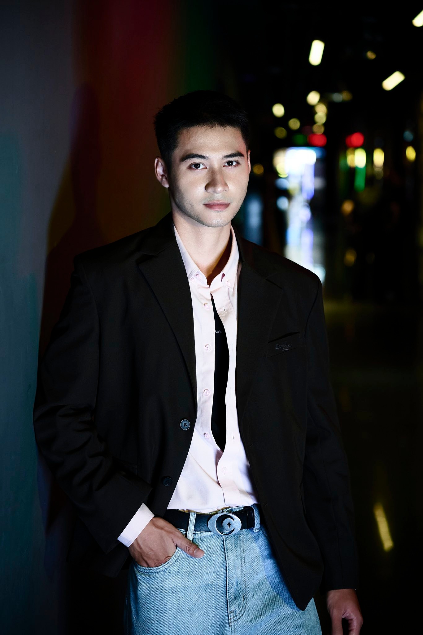 Soi profile mỹ nam nghi hẹn hò với Chi Pu: Từng yêu phu nhân hào môn, visual lẫn body đều cực phẩm!- Ảnh 14. Soi profile mỹ nam nghi hẹn hò với Chi Pu: Từng yêu phu nhân hào môn, visual lẫn body đều cực phẩm!- Ảnh 14.