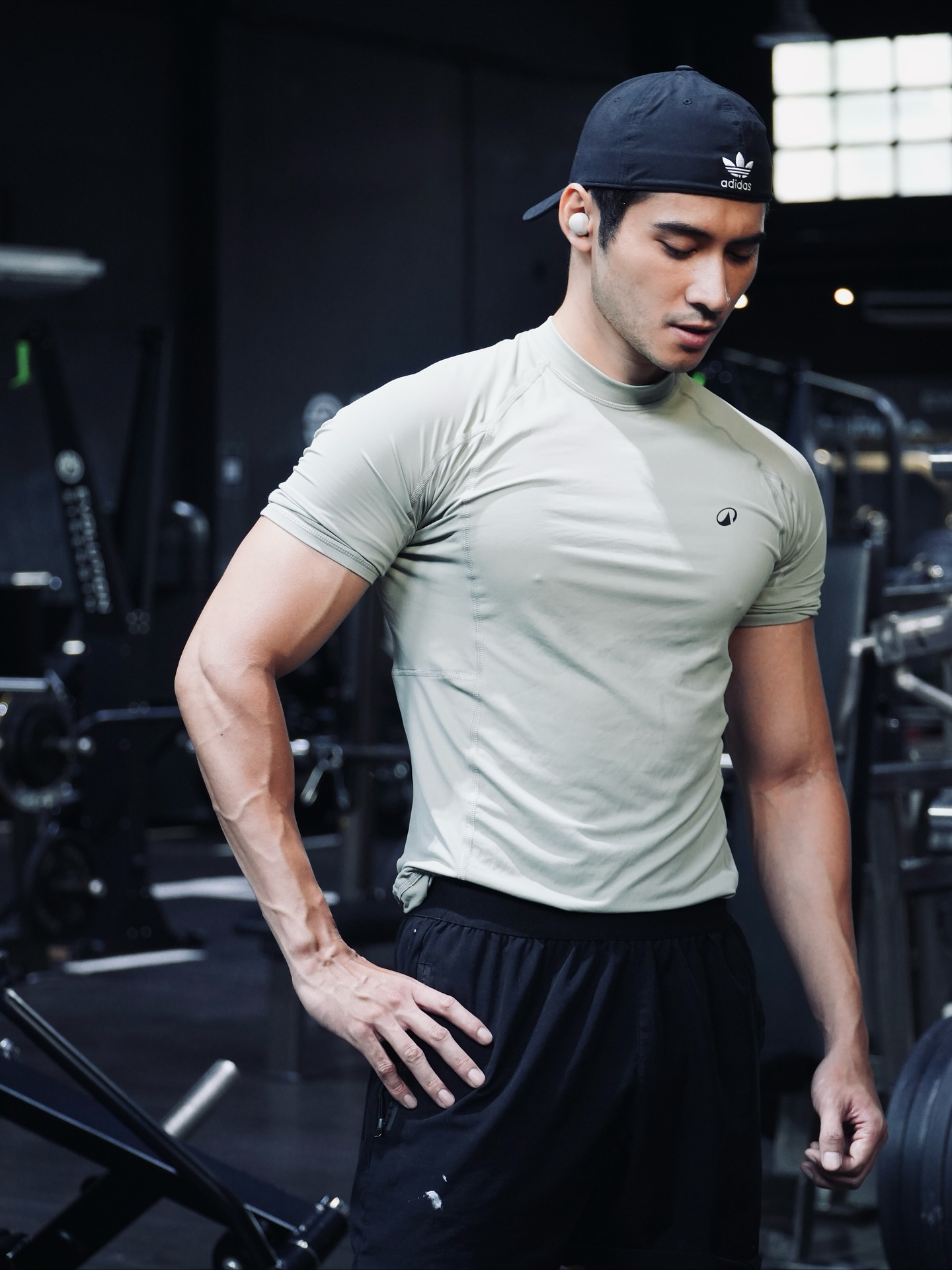 Soi profile mỹ nam nghi hẹn hò với Chi Pu: Từng yêu phu nhân hào môn, visual lẫn body đều cực phẩm!- Ảnh 11. Soi profile mỹ nam nghi hẹn hò với Chi Pu: Từng yêu phu nhân hào môn, visual lẫn body đều cực phẩm!- Ảnh 11.