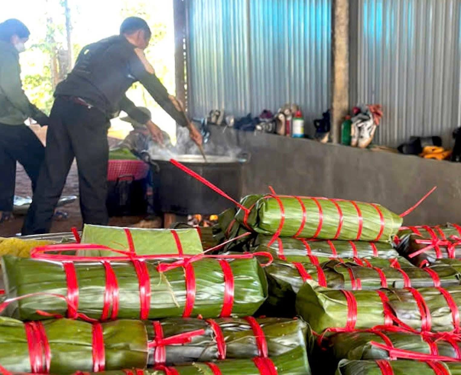 ‘Lũ rút rồi, nhưng tôi không còn mẹ’- Ảnh 7.