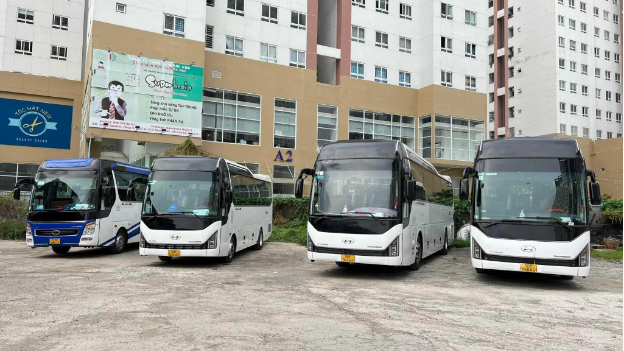 Xe Miền Nam: Định hình chuẩn mực mới cho dịch vụ thuê xe cao cấp tại Việt Nam - Ảnh 1.