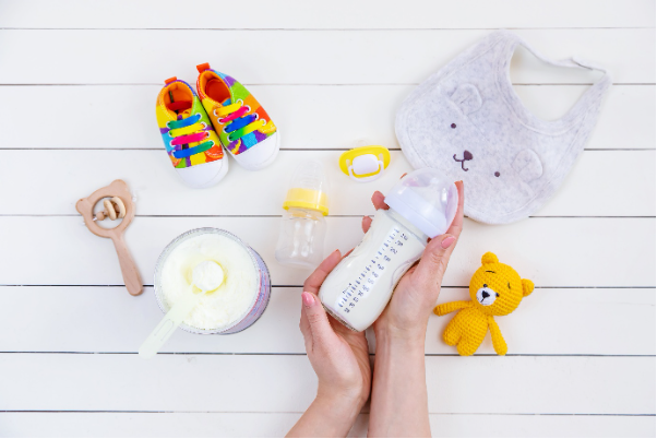 Chưa hết nỗi lo vi nhựa, mẹ bỉm lạc lối giữa ma trận chọn bình trữ sữa - Ảnh 2. Chưa hết nỗi lo vi nhựa, mẹ bỉm lạc lối giữa ma trận chọn bình trữ sữa - Ảnh 2.