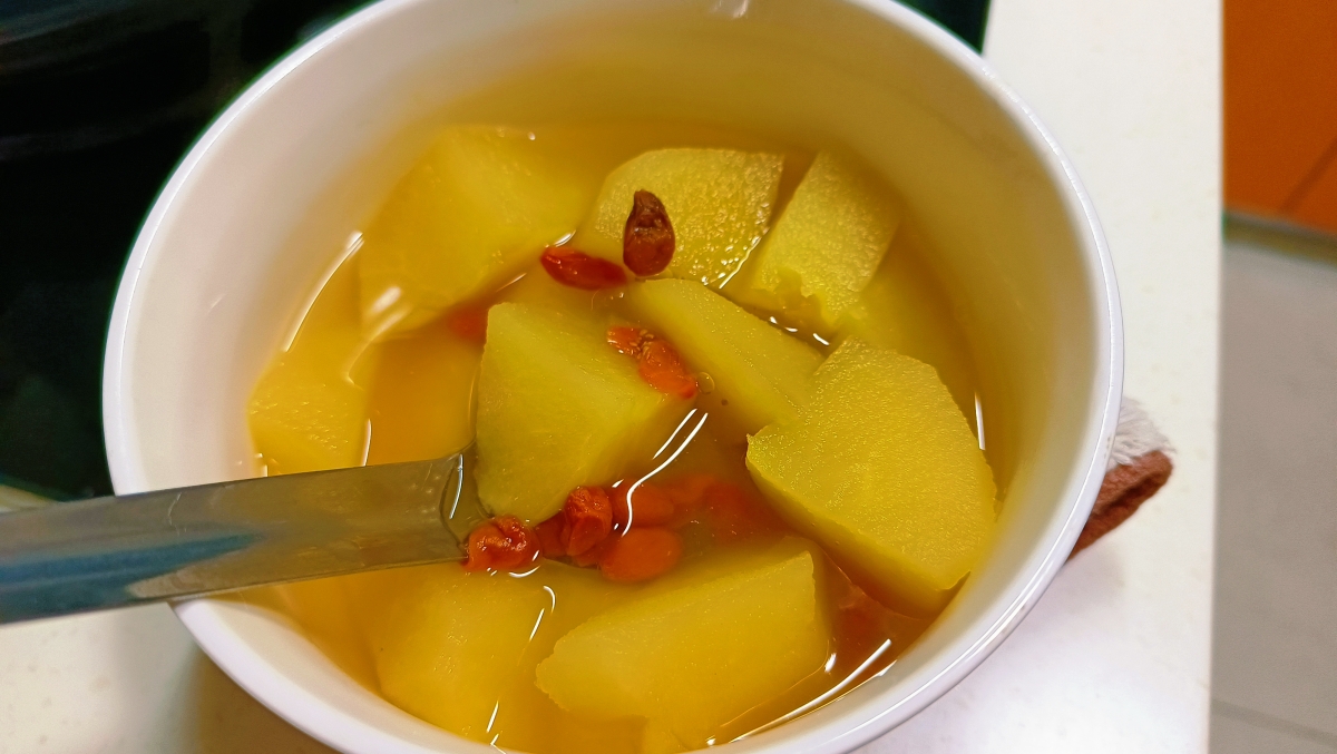 Nấu táo với nguyên liệu này để kiểm soát đường huyết, bổ phổi, tăng cường tỳ vị, phòng ngừa ho mùa đông! Món ăn này dễ làm và ngon. - Ảnh 7.