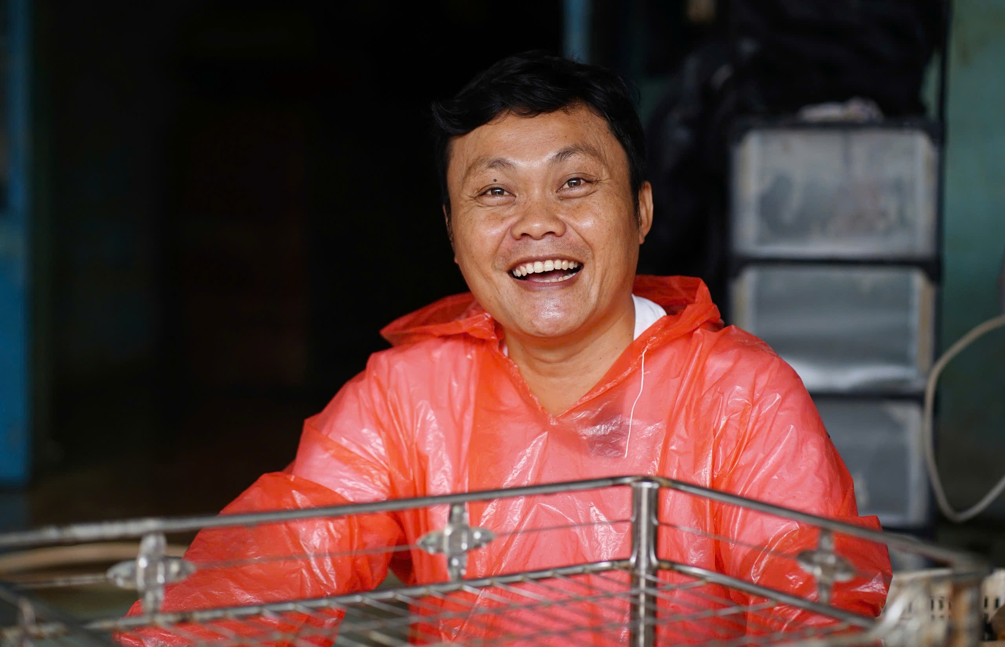 Dưới lớp bùn sau trận mưa lũ lịch sử tại Khánh Hoà- Ảnh 5.