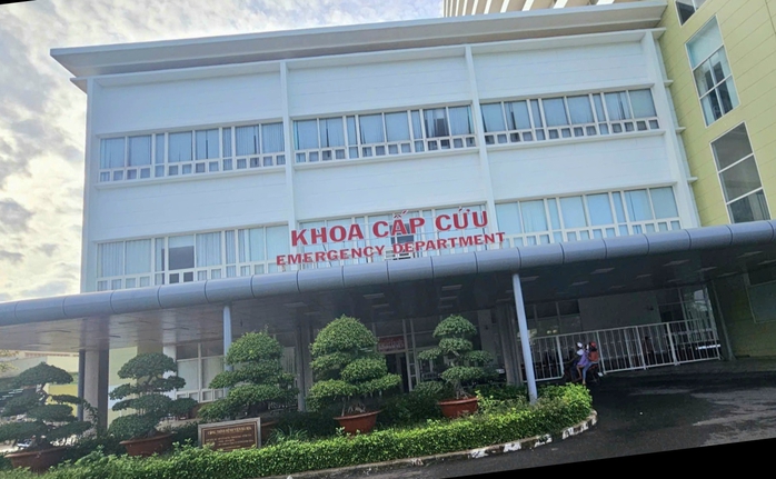 Đã tìm thấy người nhà nam thanh niên nhảy từ tầng 3 Bệnh viện Bà Rịa - Ảnh 1.