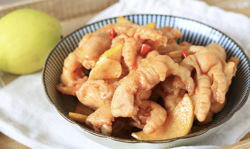 Chân gà sốt Thái hương lê: Món 