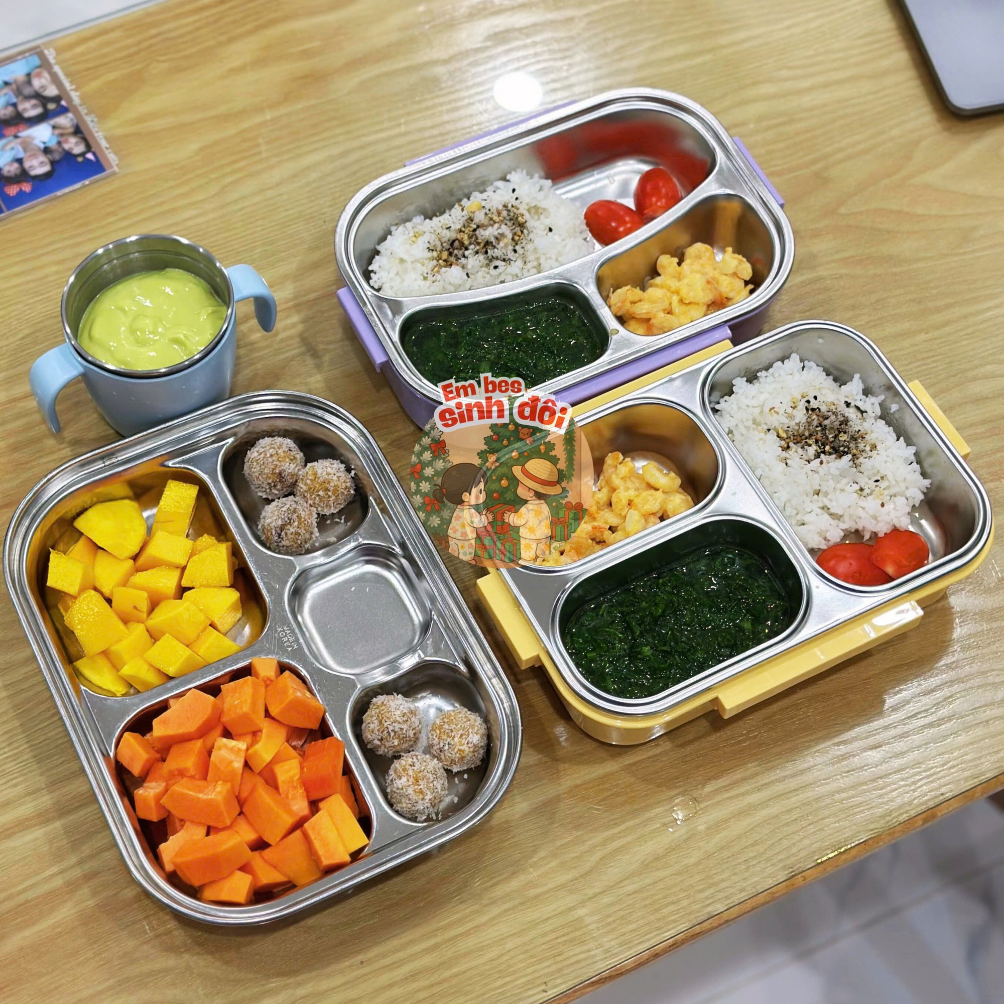 Bữa trưa của 2 em bé sinh đôi khiến nhiều mẹ giật mình, dụi mắt xem lại mấy lần vì điều này- Ảnh 2.