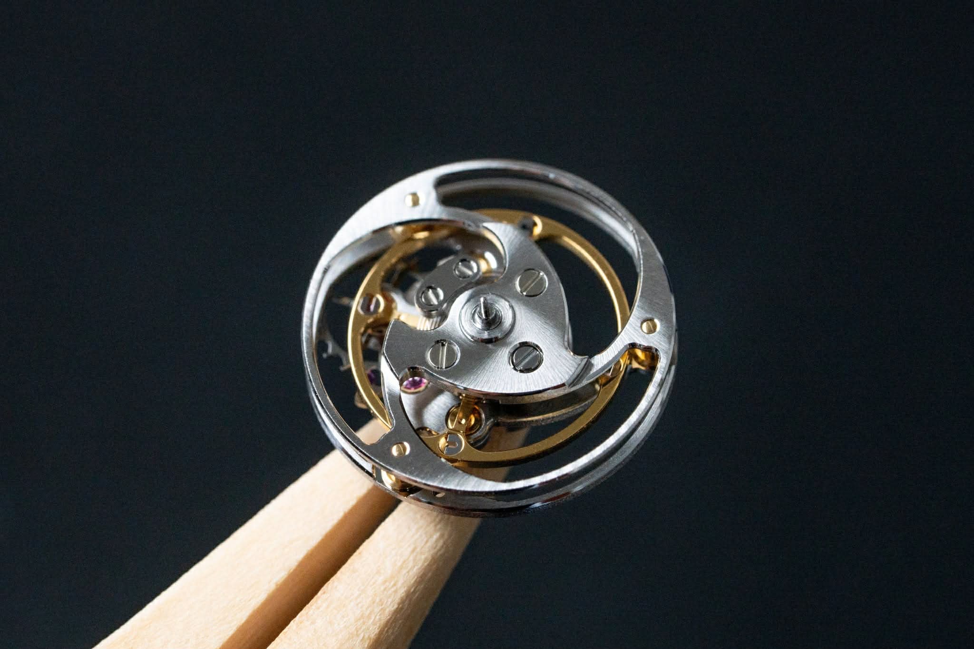 Chopard L.U.C Grand Strike: Tiếng chuông ngân mừng mốc son kỹ thuật mới- Ảnh 6.