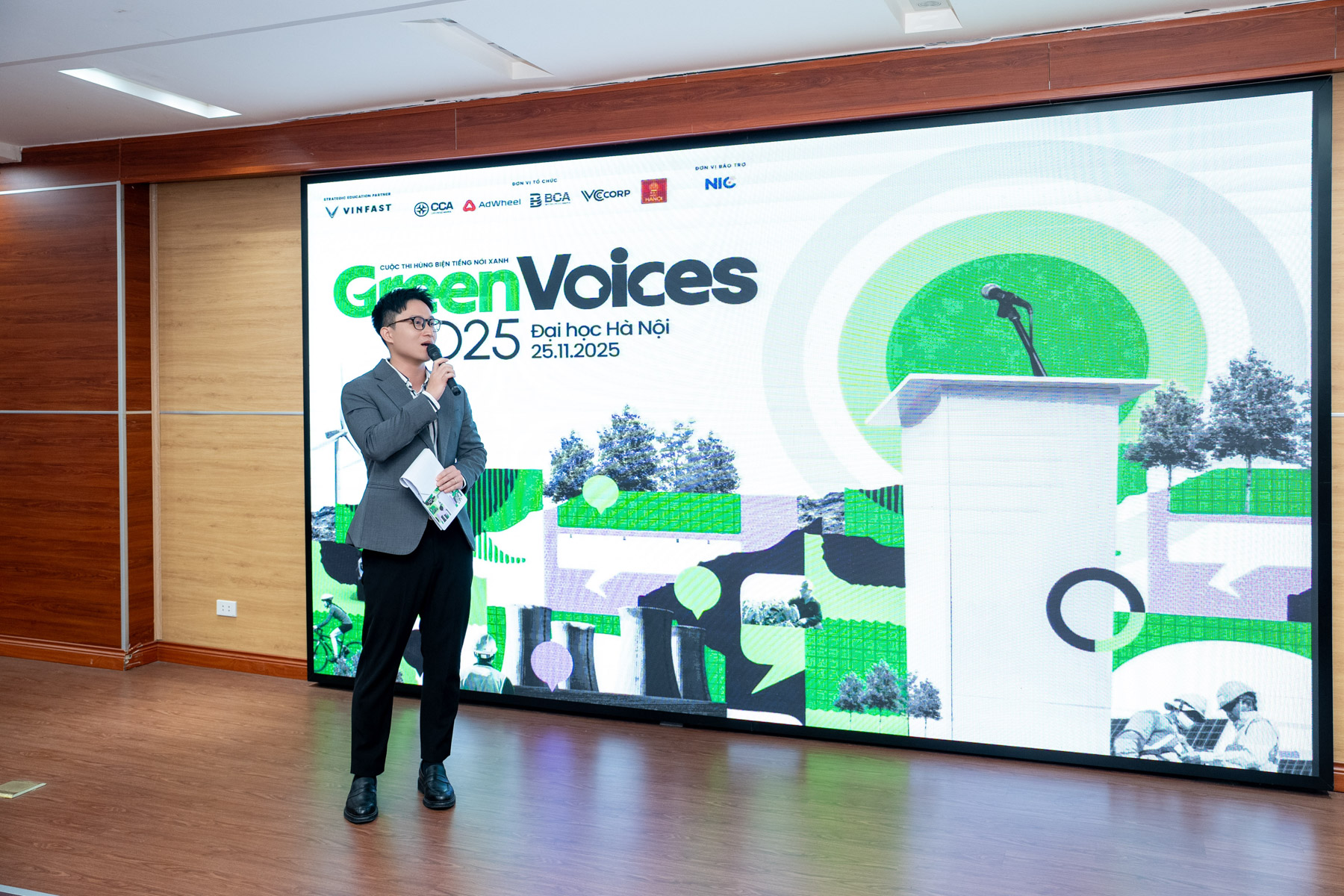 Green Voices 2025 tại Đại học Hà Nội: Hành trình xanh cho sinh viên tương lai - Ảnh 2. Green Voices 2025 tại Đại học Hà Nội: Hành trình xanh cho sinh viên tương lai - Ảnh 2.