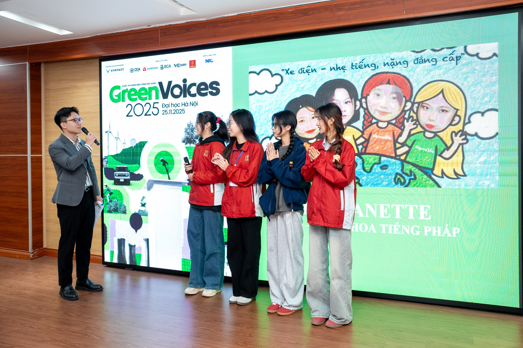 Green Voices 2025 tại Đại học Hà Nội: Hành trình xanh cho sinh viên tương lai - Ảnh 3. Green Voices 2025 tại Đại học Hà Nội: Hành trình xanh cho sinh viên tương lai - Ảnh 3.