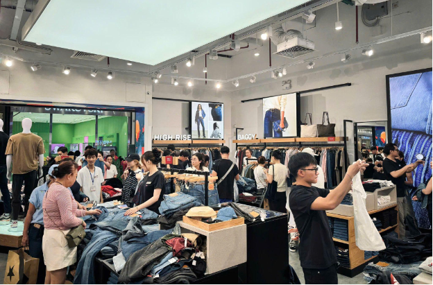 ACFC BLACK FRIDAY: liệu có hot như lời đồn? - Ảnh 8. ACFC BLACK FRIDAY: liệu có hot như lời đồn? - Ảnh 8.