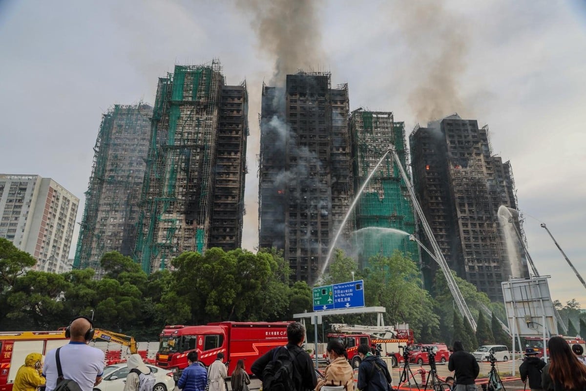 Hỏa hoạn tại khu chung cư Hong Kong (Trung Quốc): Đám cháy được kiểm soát, số người chết chạm mốc 44, 279 người vẫn mất tích- Ảnh 3.