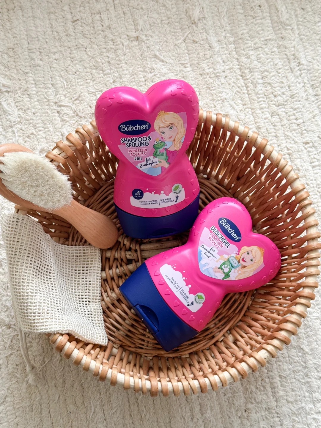 4 lọ gội xả 2 trong 1 là 