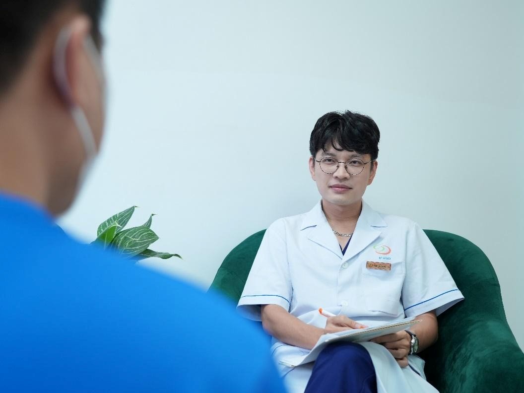 Nam thanh niên 25 tuổi 