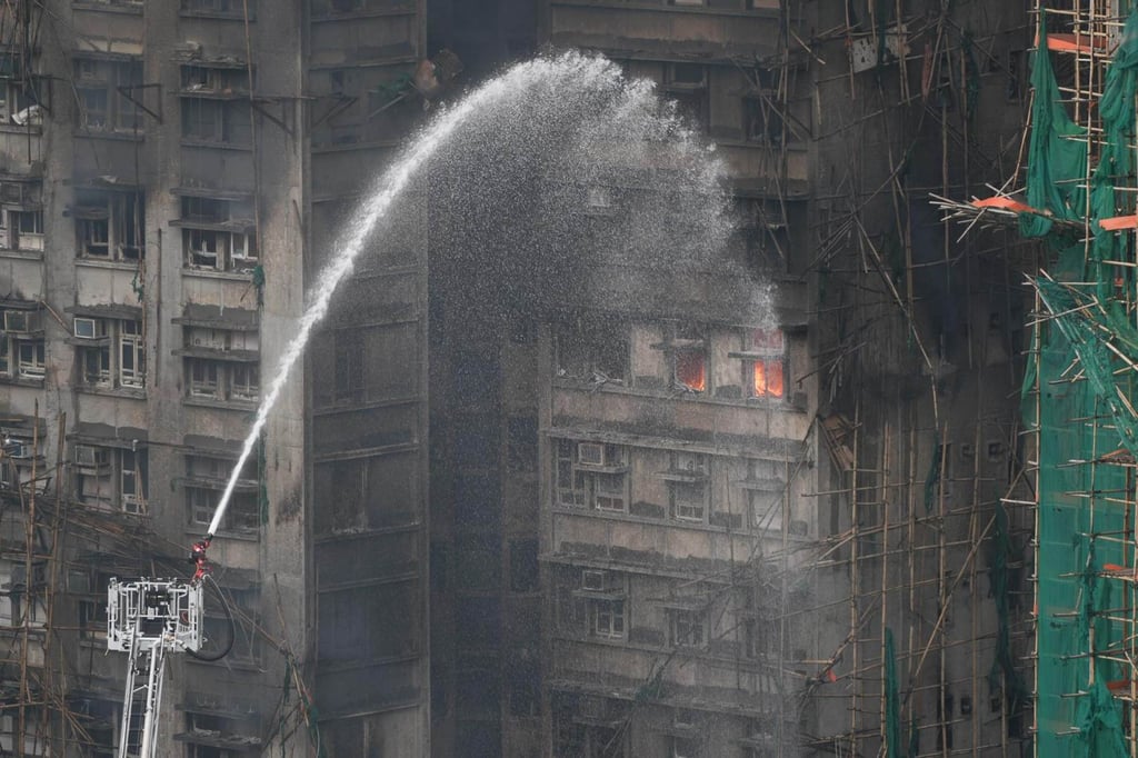 Hỏa hoạn tại khu chung cư Hong Kong (Trung Quốc): Đám cháy được kiểm soát, số người chết chạm mốc 44, 279 người vẫn mất tích- Ảnh 2.