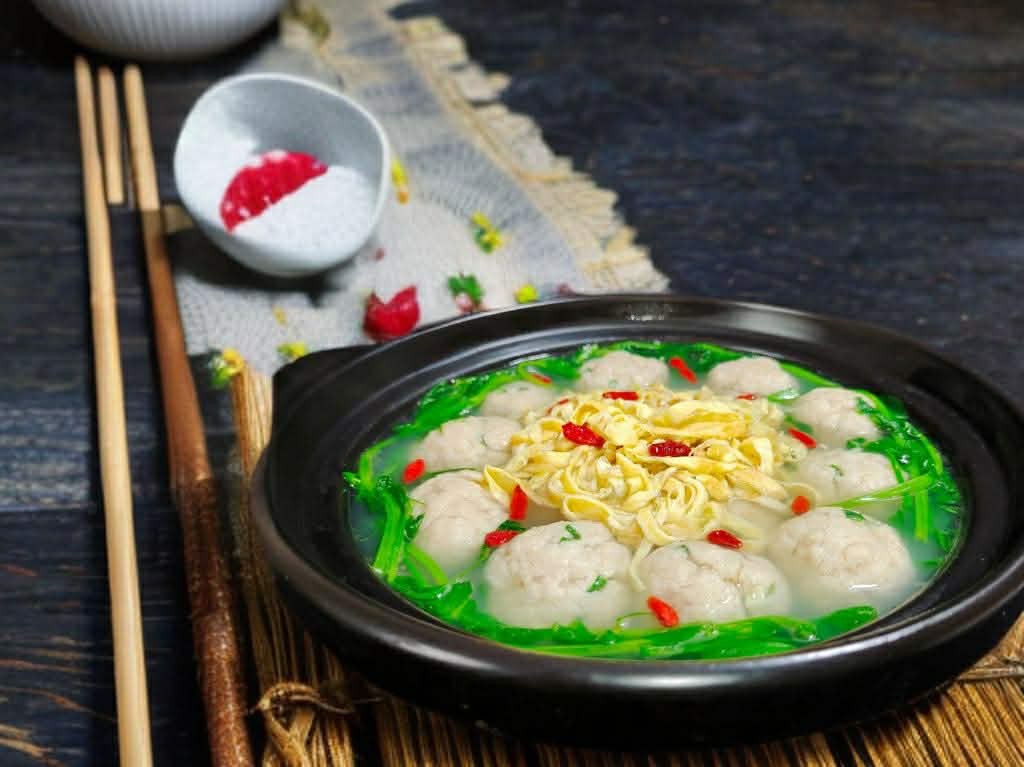 Món ăn này chỉ dùng nguyên liệu đơn giản nhưng hương vị lại tuyệt vời, tươi mát và sảng khoái - Ảnh 8.