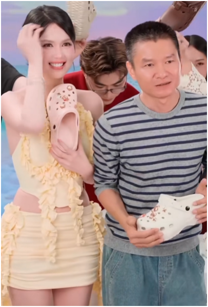 Ngọc Trinh và Chủ tịch dép Nesty: Khoảnh khắc hài hước trên sân pickleball - Ảnh 9. Ngọc Trinh và Chủ tịch dép Nesty: Khoảnh khắc hài hước trên sân pickleball - Ảnh 9.